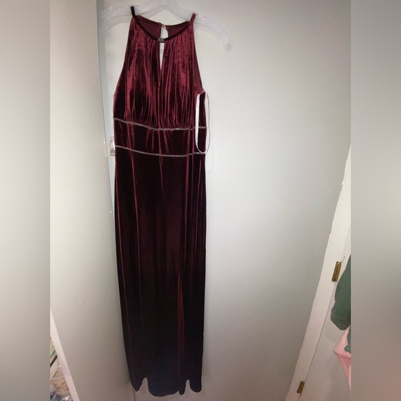 NWT OLEG CASSINI DAVID’s BRIDAL DRESS - Picture 4 of 8